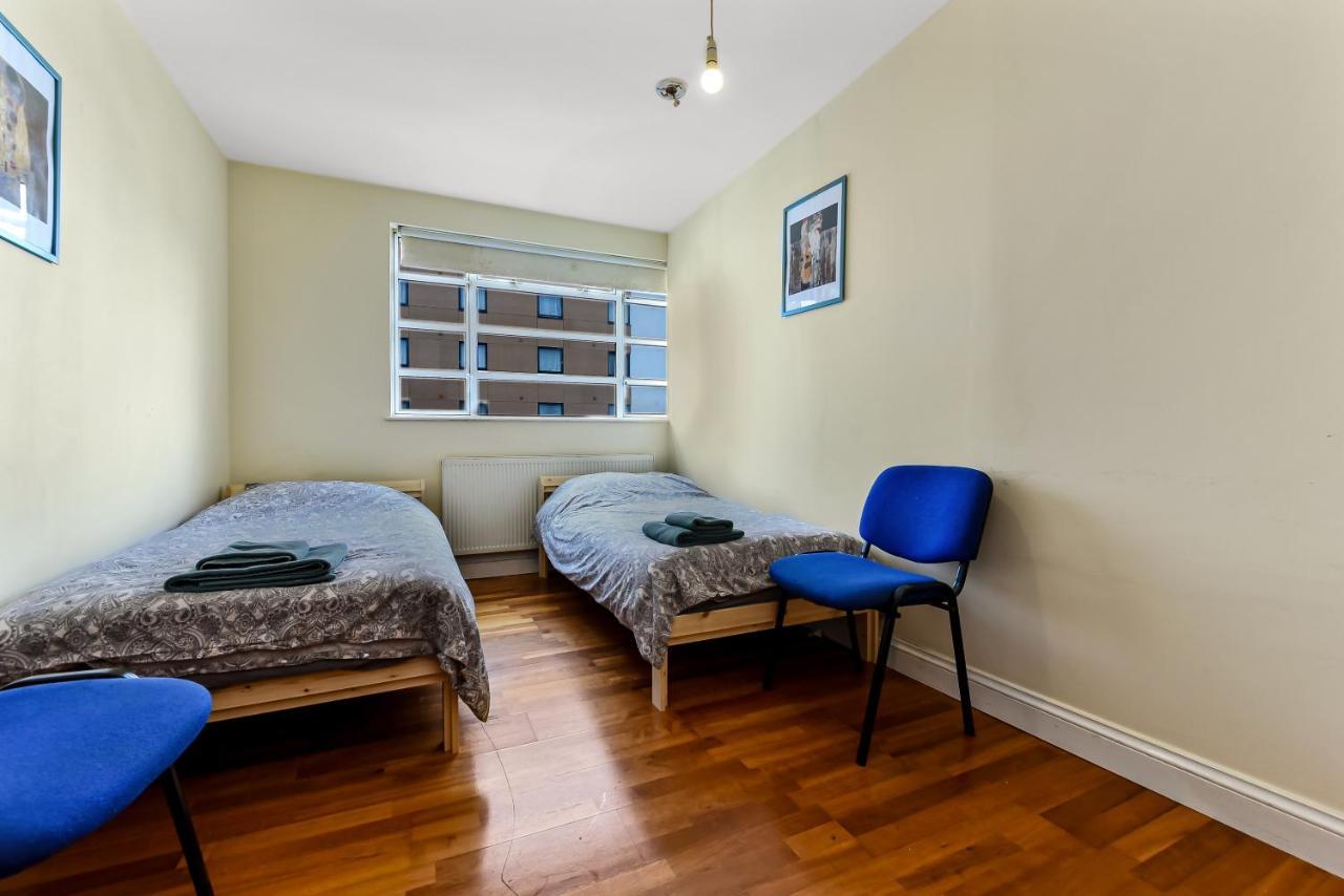 Spacious 2 Bedroom Apartment In Ealing Broadway Εξωτερικό φωτογραφία