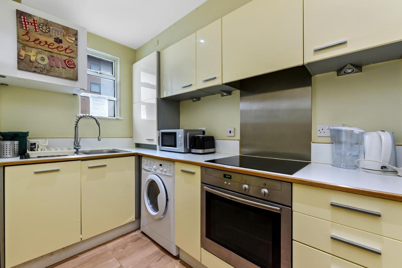 Spacious 2 Bedroom Apartment In Ealing Broadway Εξωτερικό φωτογραφία
