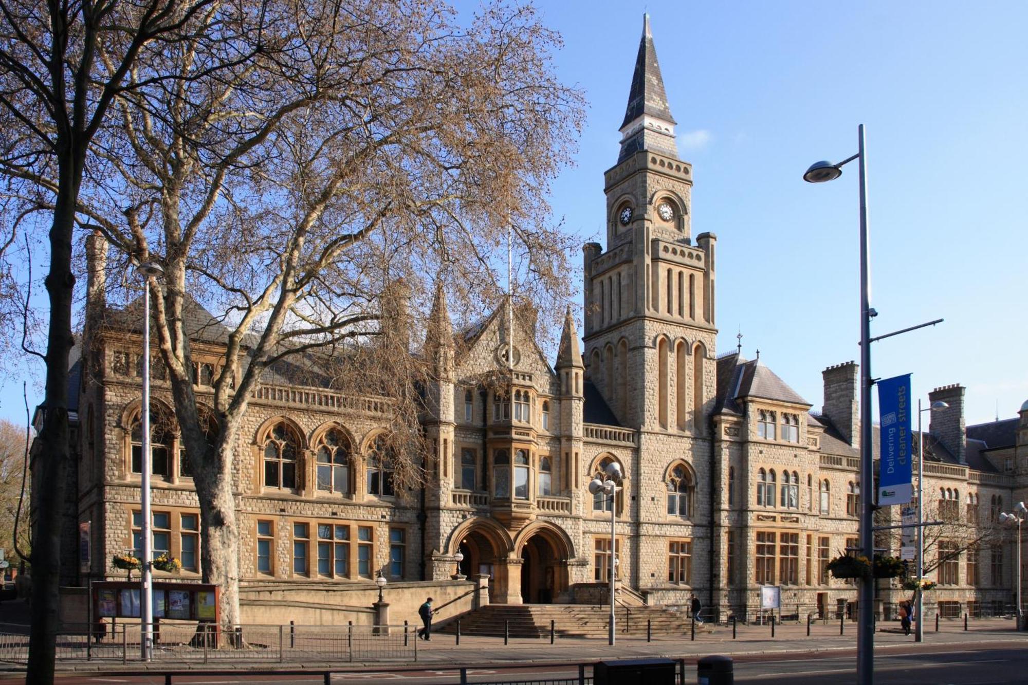 Spacious 2 Bedroom Apartment In Ealing Broadway Εξωτερικό φωτογραφία
